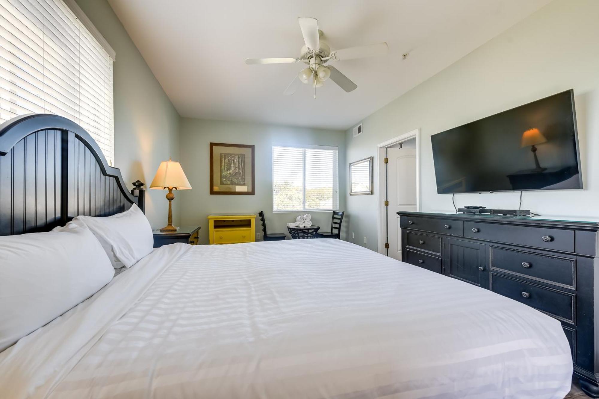 Roomy North Myrtle Beach Condo, Walk To Beach Bagian luar foto