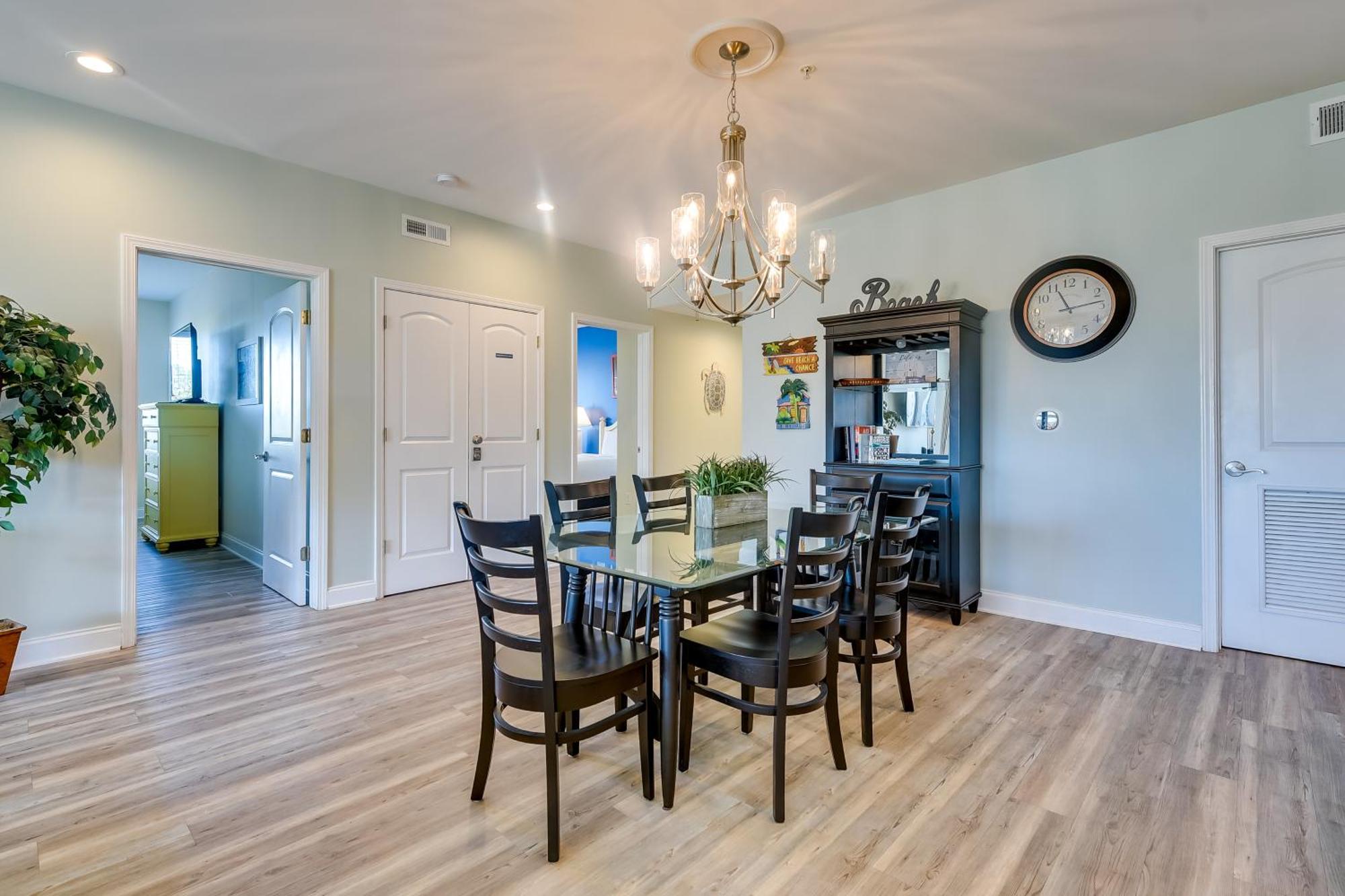 Roomy North Myrtle Beach Condo, Walk To Beach Bagian luar foto